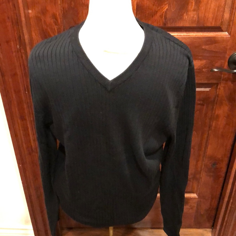 Long sleeve Ribbed knit sweater NWT